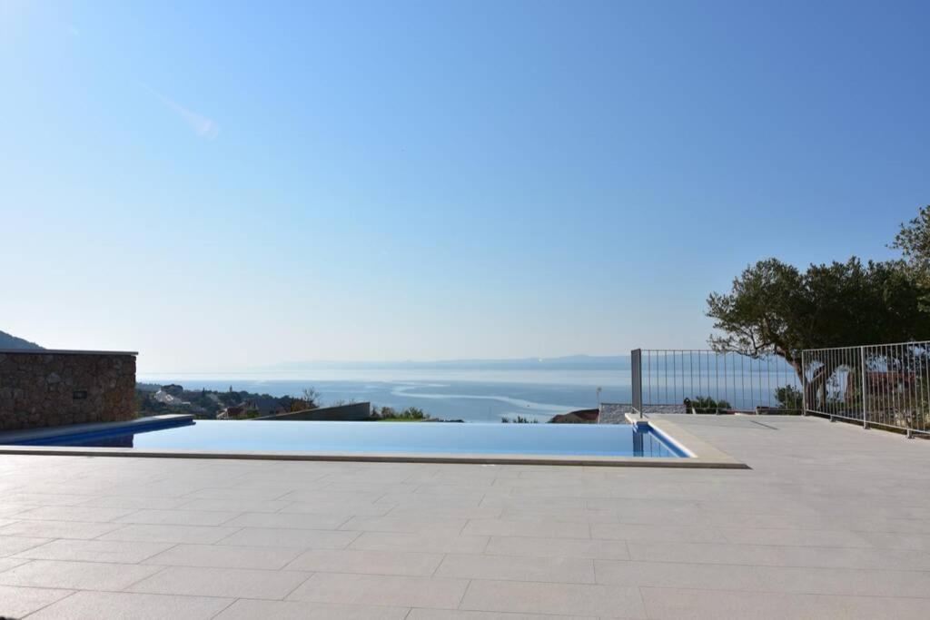 Villa Katarina - Infinity Pool With Amazing View Bol Exterior foto