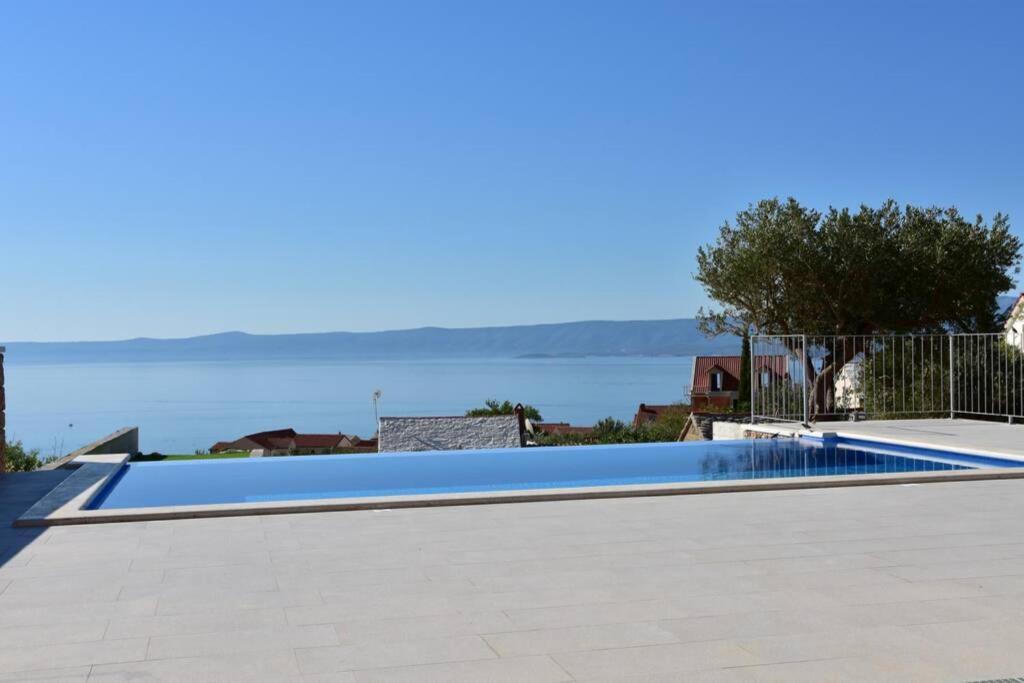 Villa Katarina - Infinity Pool With Amazing View Bol Exterior foto