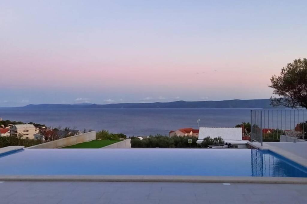 Villa Katarina - Infinity Pool With Amazing View Bol Exterior foto